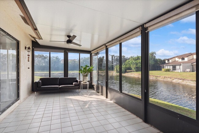 Building Photo - 20929 Boca Ridge Dr W