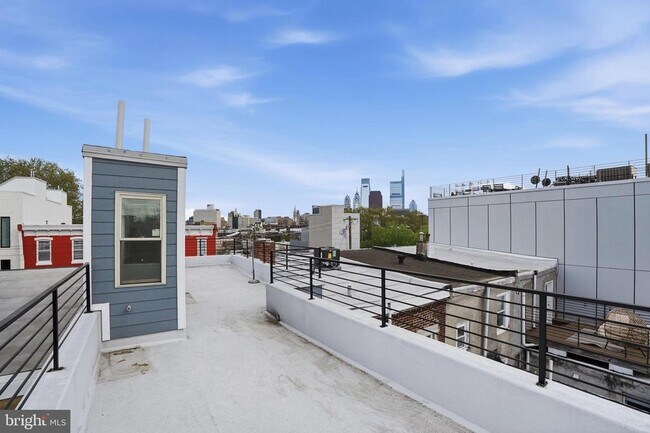 Building Photo - 1807 Wylie St