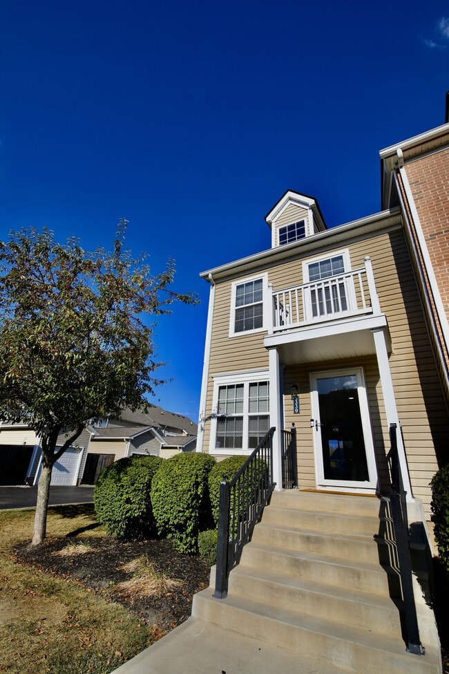 Building Photo - 8330 Bruntsfield Rd