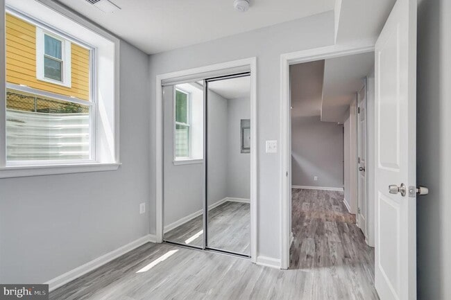 Building Photo - 3312 D St SE