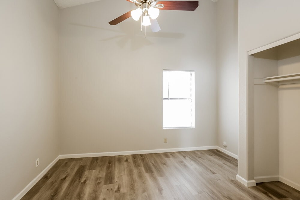 Building Photo - 16810 S 29th Pl