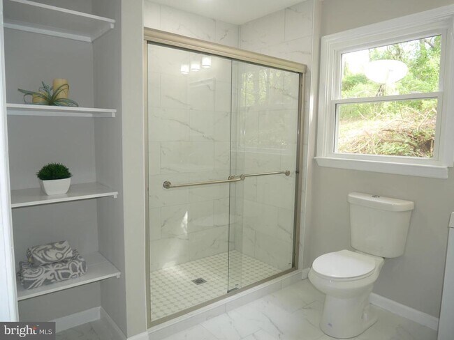 Building Photo - 35600 Sassafras Dr