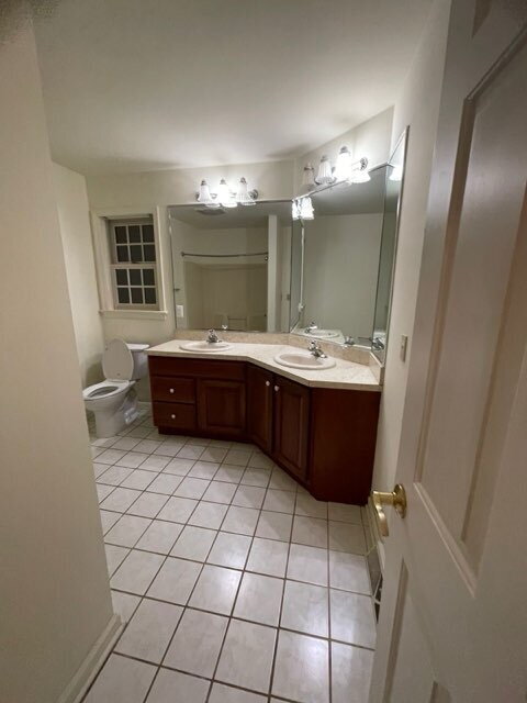 Building Photo - 3608 Regency Ln