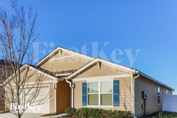 Building Photo - 2352 Bonnie Lakes Dr