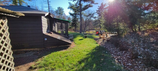 Building Photo - 3 bedroom 3 bath!!!~