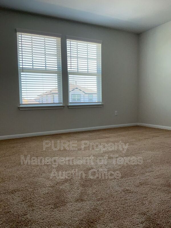 Building Photo - 112 Eagle Lake Dr