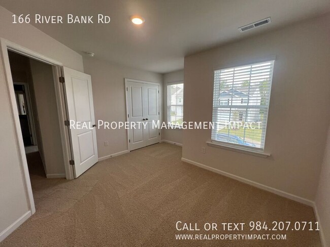 Building Photo - 166 River Bank Rd