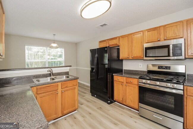 Building Photo - 4270 Reserve Hill Crossing