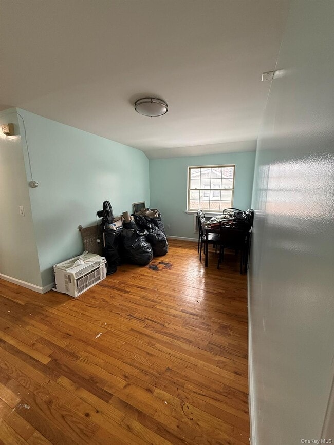 Building Photo - 176-34 133rd Ave