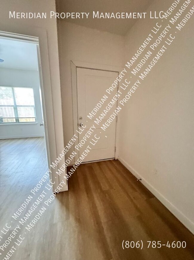Building Photo - 5531 Itasca St