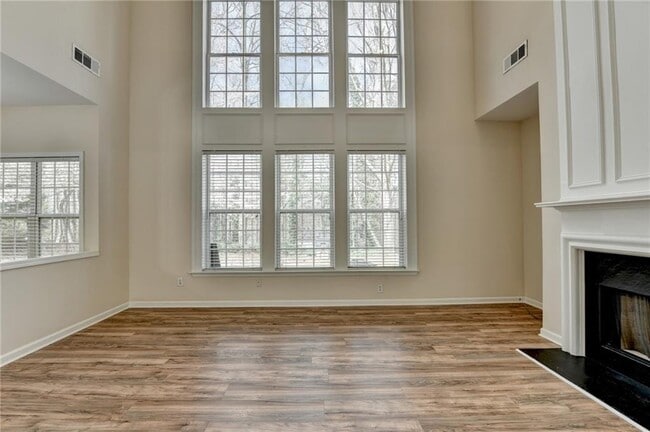 Building Photo - 100 Hawnley Trace