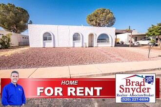 Building Photo - Charming Property Features 3 Bedrooms, 2 Baths, Central A/C!!
