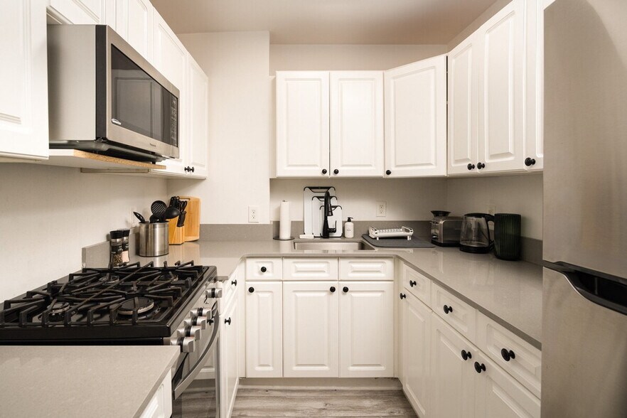 Building Photo - 399 Atlantic Ave