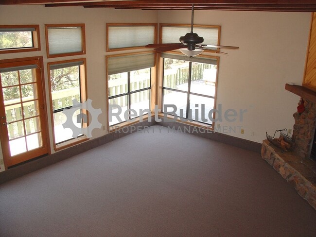 Building Photo - CALL US TODAY AT (505) 808-6467 TO SCHEDUL...