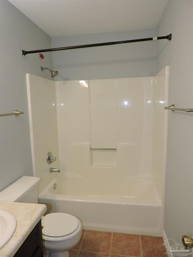 Building Photo - 7663 Charter Oaks Dr