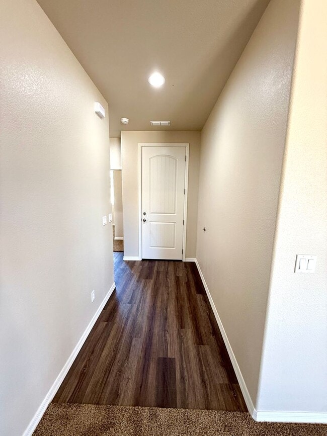 Building Photo - 3572 Charleston Loop