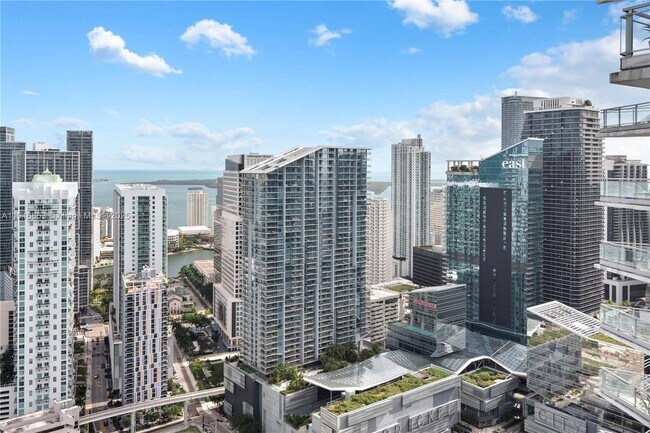 Building Photo - 92 SW 3rd St