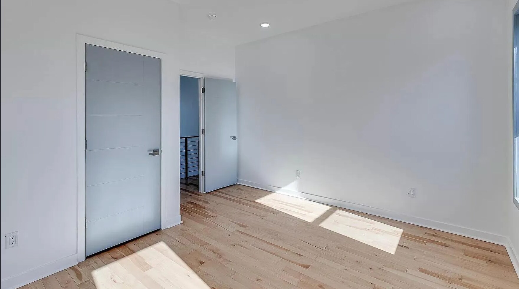 Building Photo - 1719 Arlington St