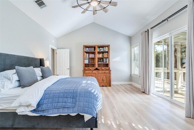 Building Photo - 106 Rupen Ct