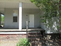 Building Photo - 219 N Salem Ave