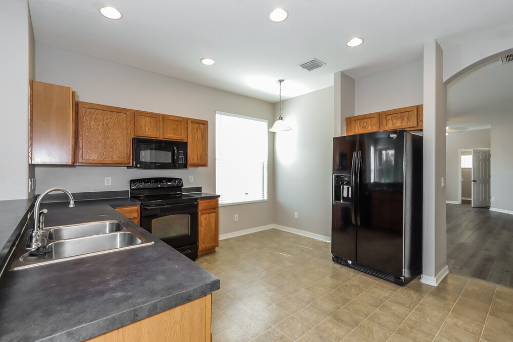 Building Photo - 808 College Chase Dr