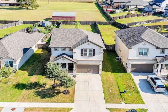 Building Photo - 6020 Genova Pl