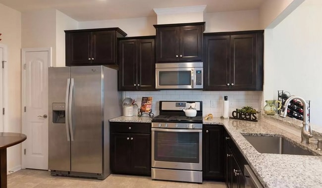 Primary Photo - 706 Brier Crossings Lp