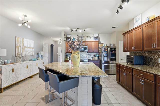 Building Photo - 1036 Decker Dr