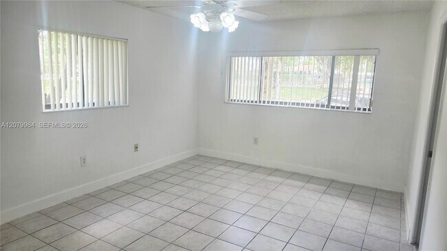 Building Photo - 8650 SW 133rd Avenue Rd