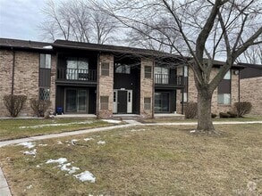 Building Photo - 256 E Thirteen Mile Rd