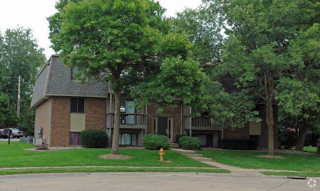 Building Photo - Terrace Park Villas