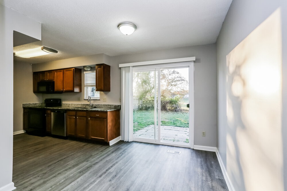 Building Photo - 3117 Falcon Bridge Dr