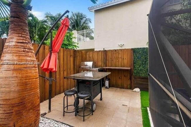 Building Photo - 9430 SW 212th Terrace