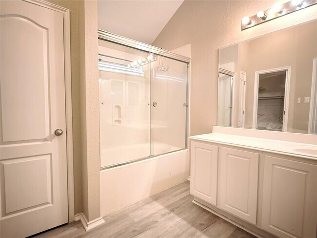 Building Photo - 1548 Tonia Loop