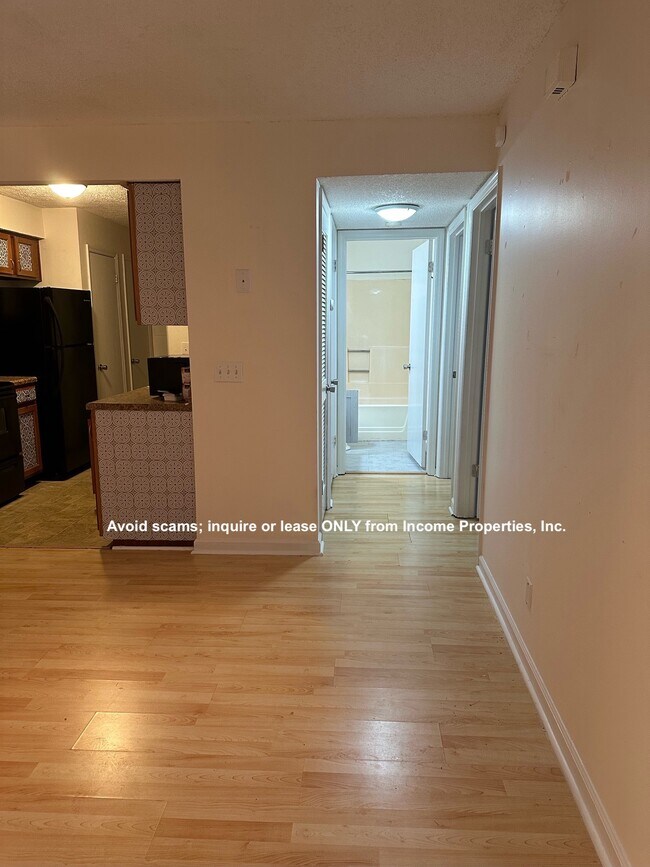 Building Photo - 171 Brooke Castle Dr