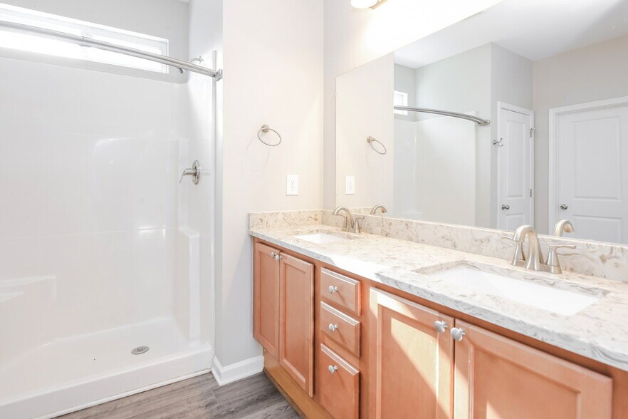 Building Photo - 3003 Baker Woods Ct