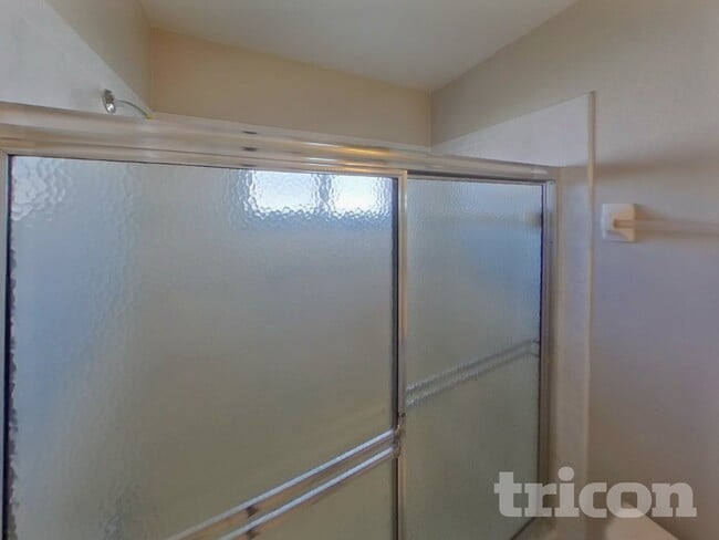 Building Photo - 184 Jennifer Dr