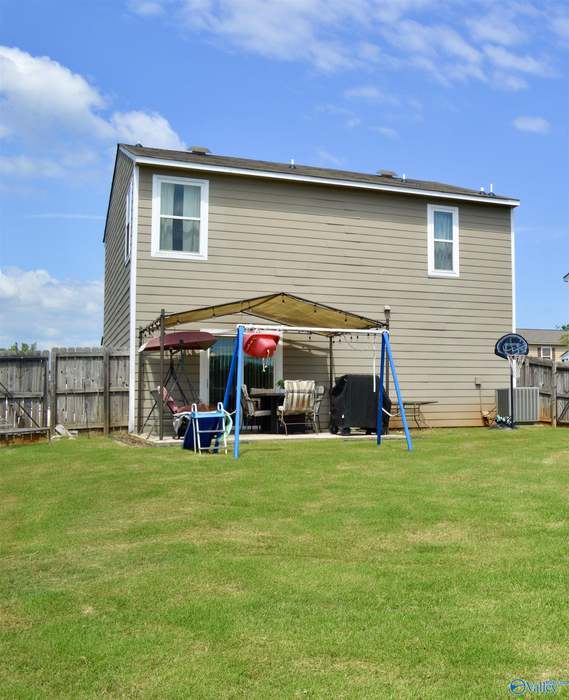 Building Photo - 3284 Castlecreek Dr