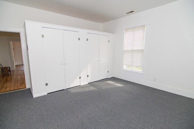 Building Photo - 26 North St