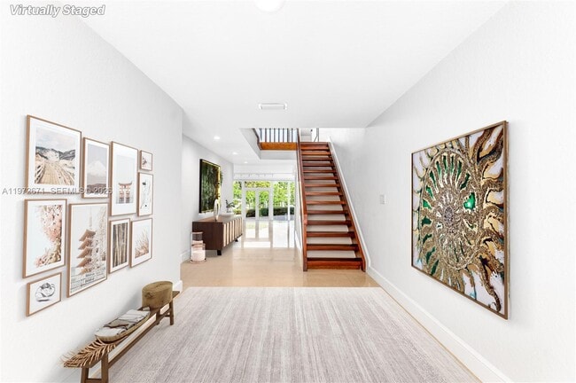 Building Photo - 5990 Paradise Point Dr