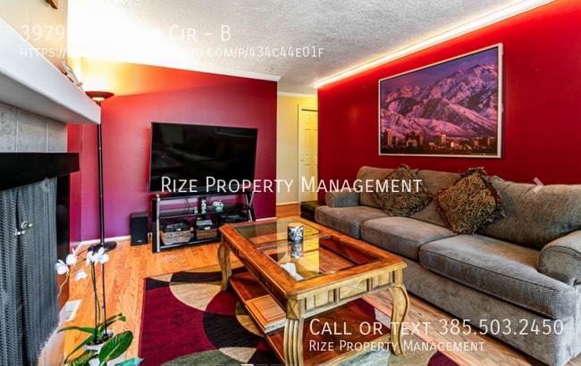 Building Photo - 3979 Vernon Cir