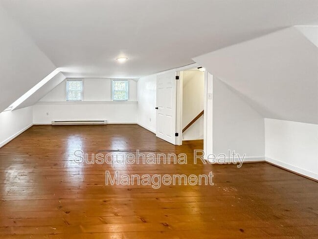 Building Photo - 169 Engle Ln