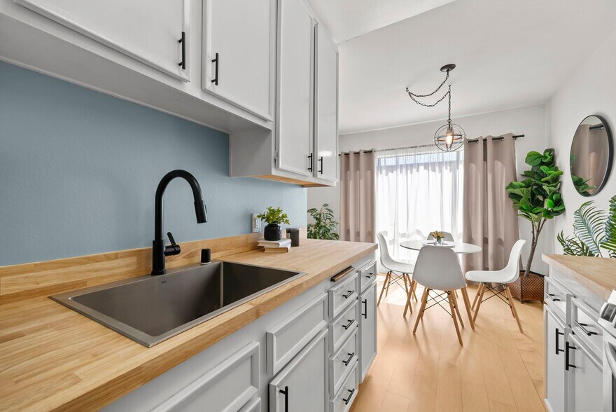 Facing South in Kitchen - 1735 N Fuller Ave