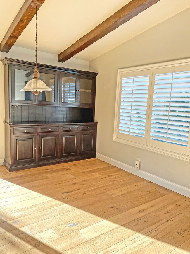 Building Photo - 4720 Emerald St