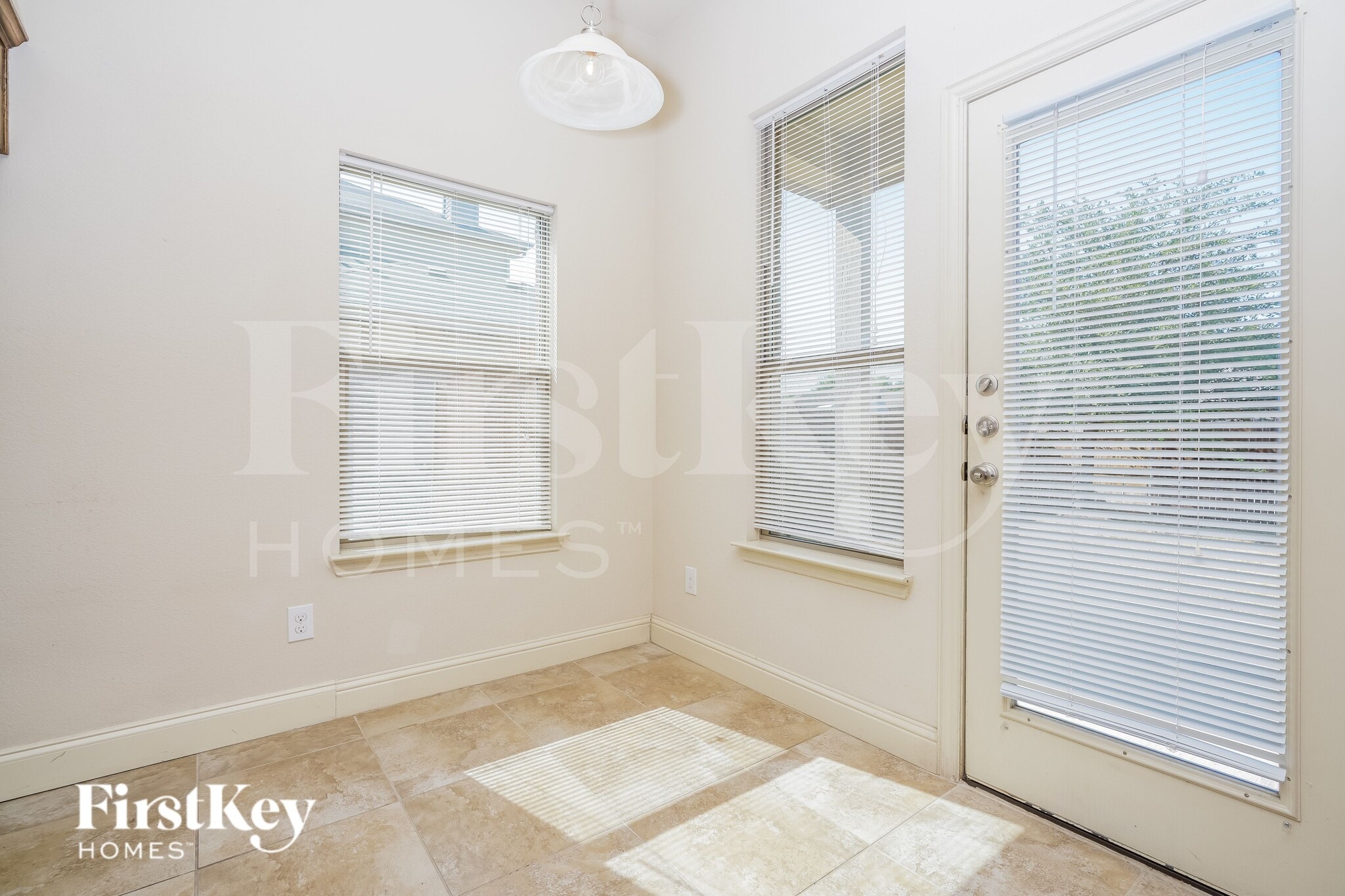 Building Photo - 1223 Jewel Ln