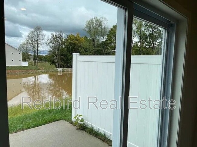 Building Photo - 857 Big Bend Ct