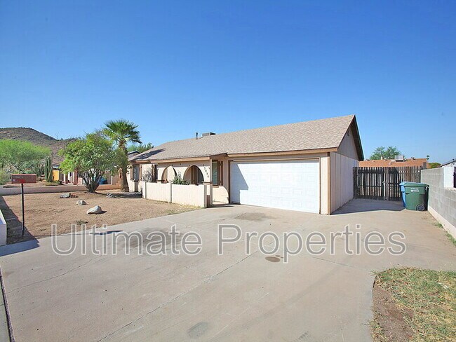 Primary Photo - 13036 N 17th Ave