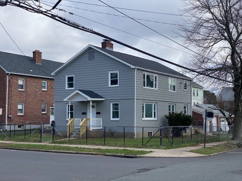 Primary Photo - 32 Hayes St