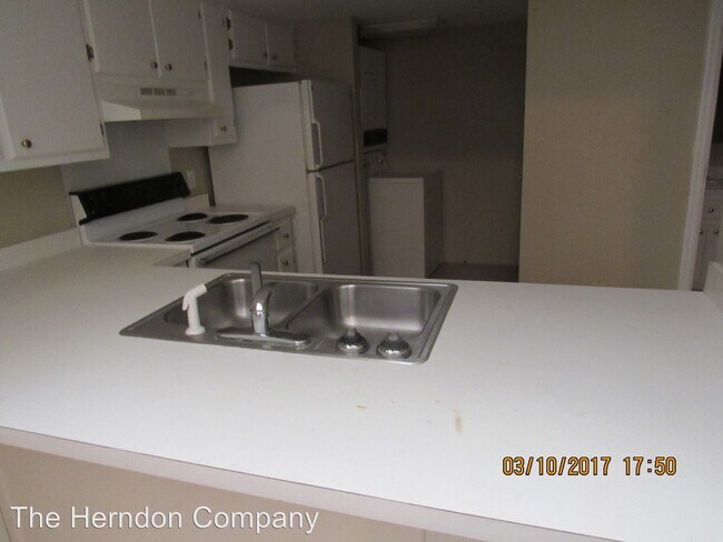 Building Photo - 126 N Patterson St