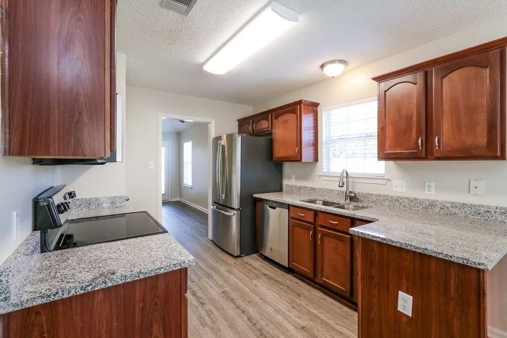 Building Photo - 10104 Cross Hill Dr